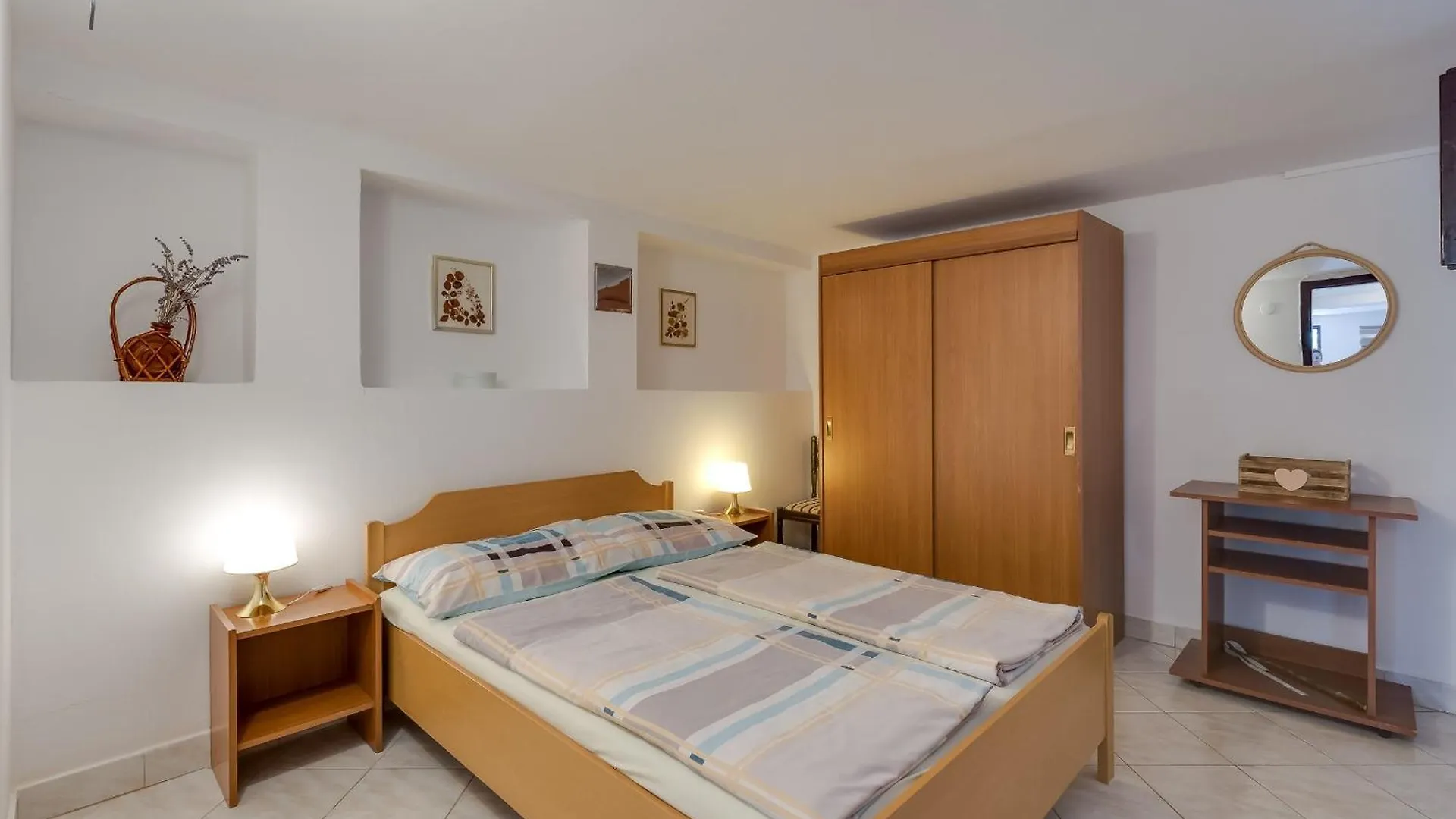Apartments Dado Porec Guest house